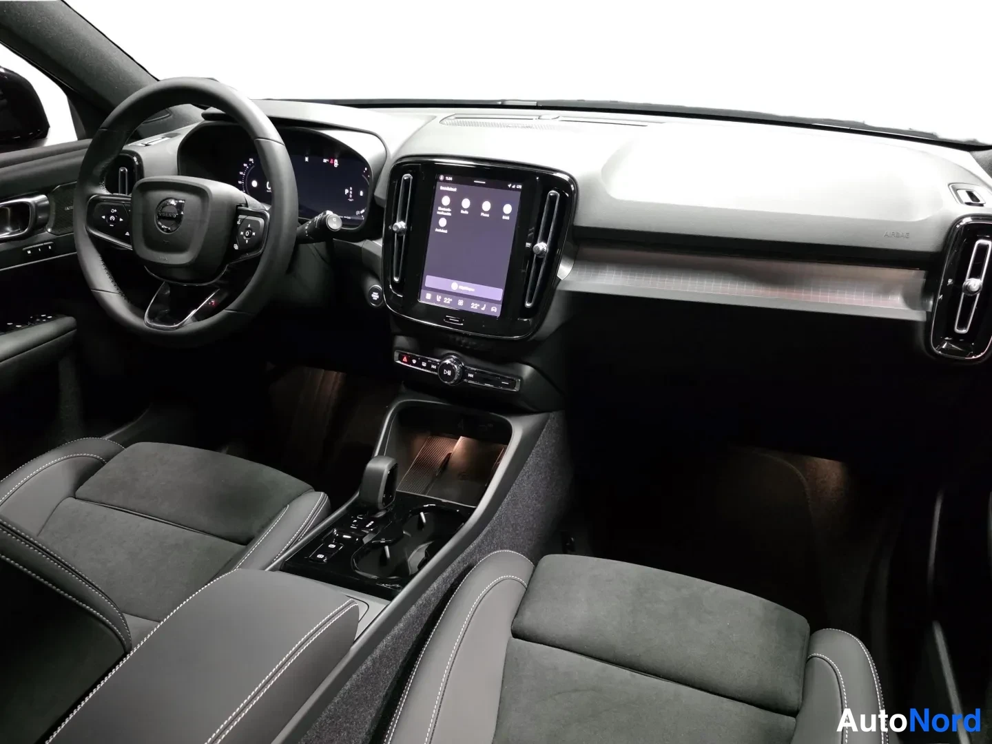 Musta Volvo XC40 2027, kuva 11