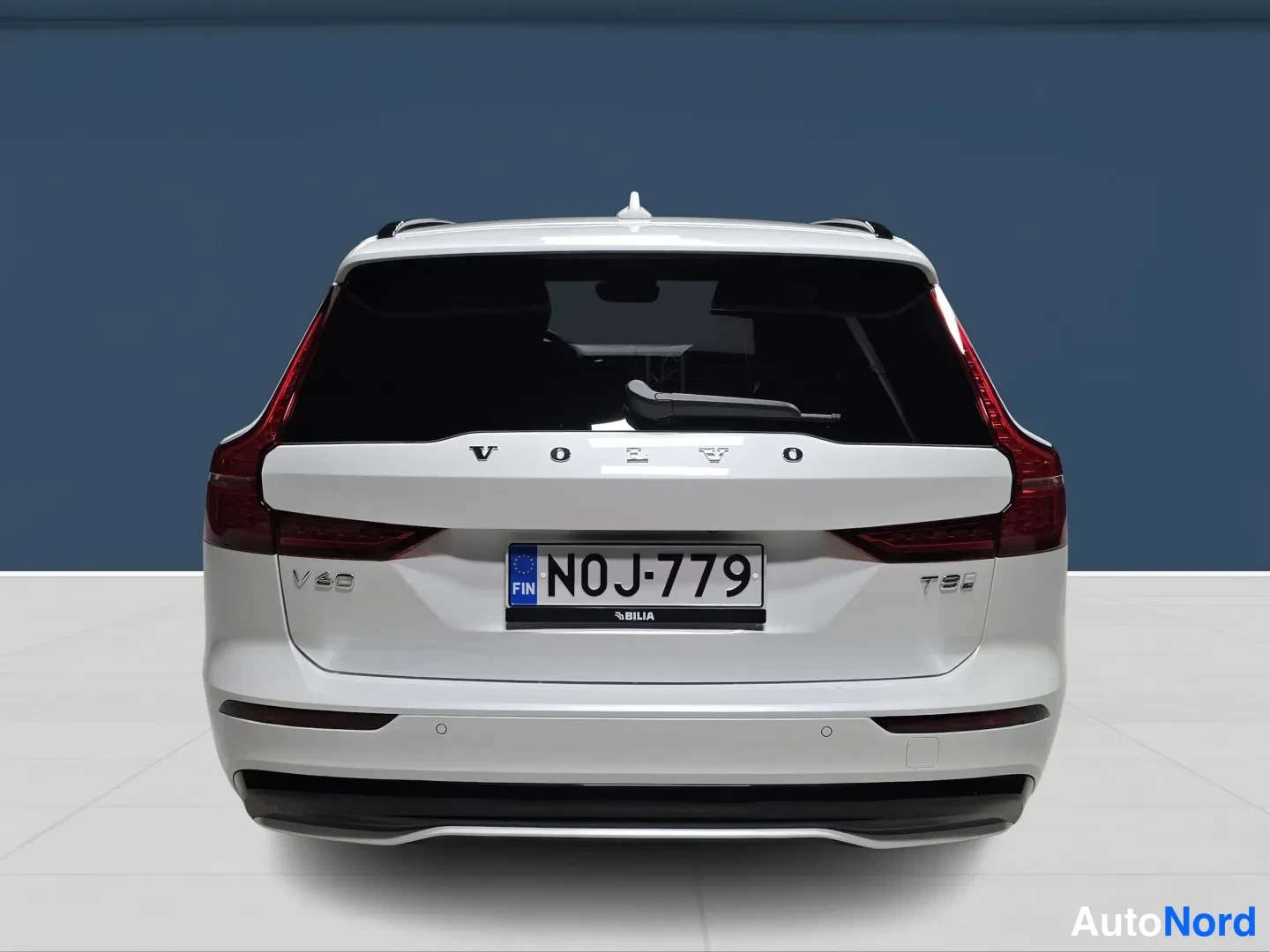 White Volvo V60 2026, rear, photo 6