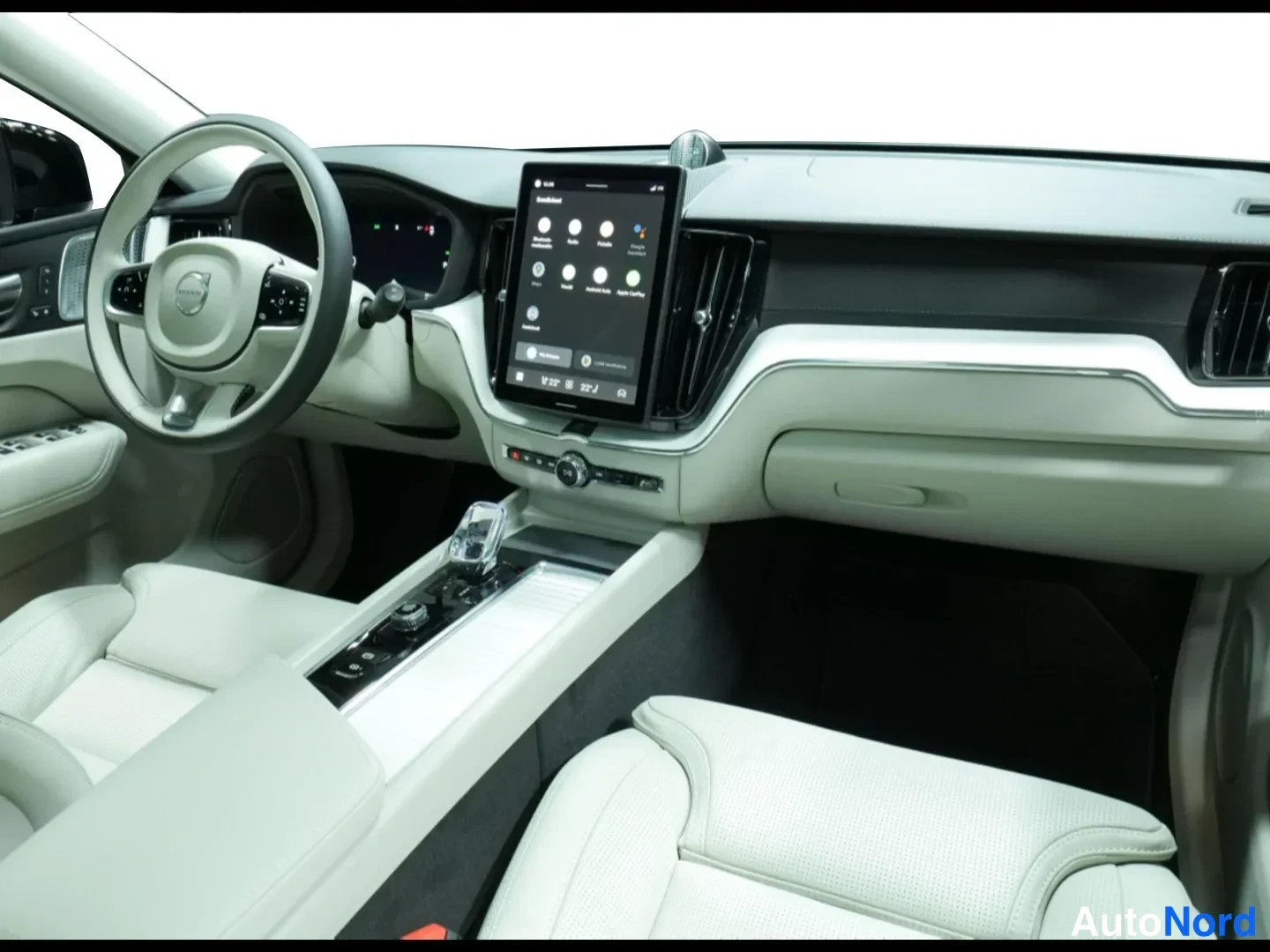 Vihreä Volvo XC60 2026, kuva 10