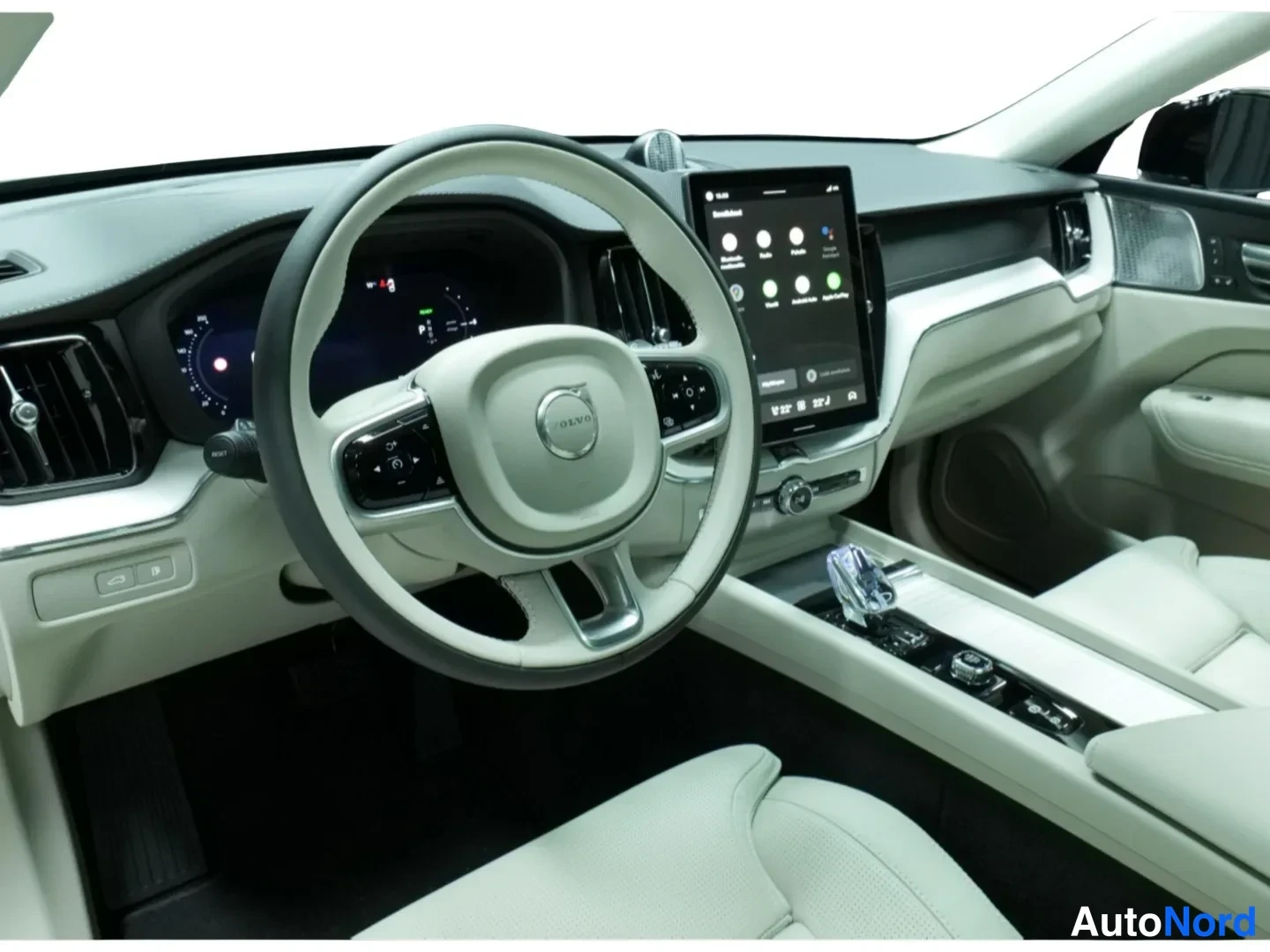 Vihreä Volvo XC60 2026, kuva 11