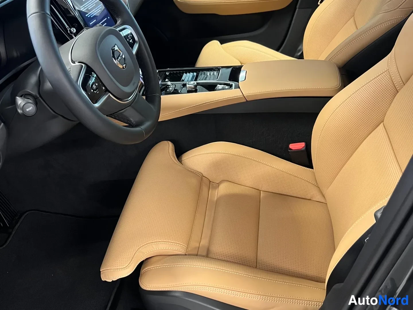 Vihreä Volvo V60 2026, kuva 9