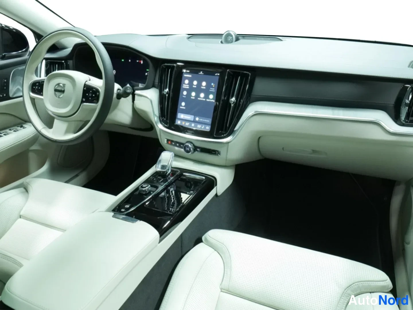 Musta Volvo V60 2026, kuva 11