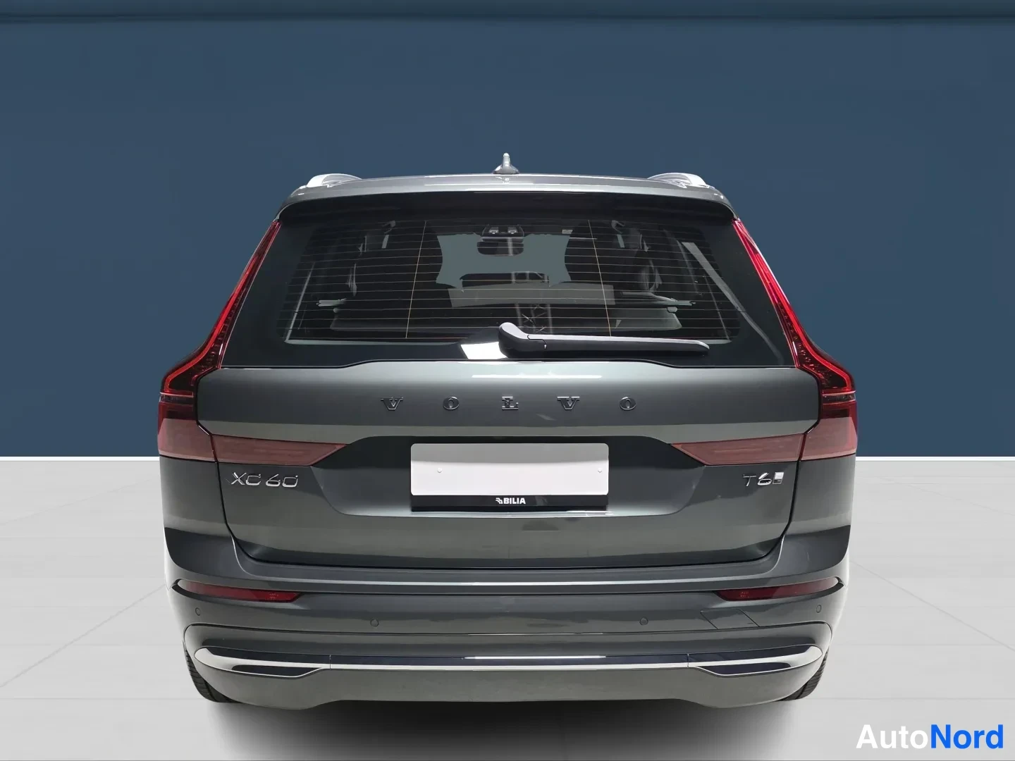 Vihreä Volvo XC60 2026, takaa, kuva 6