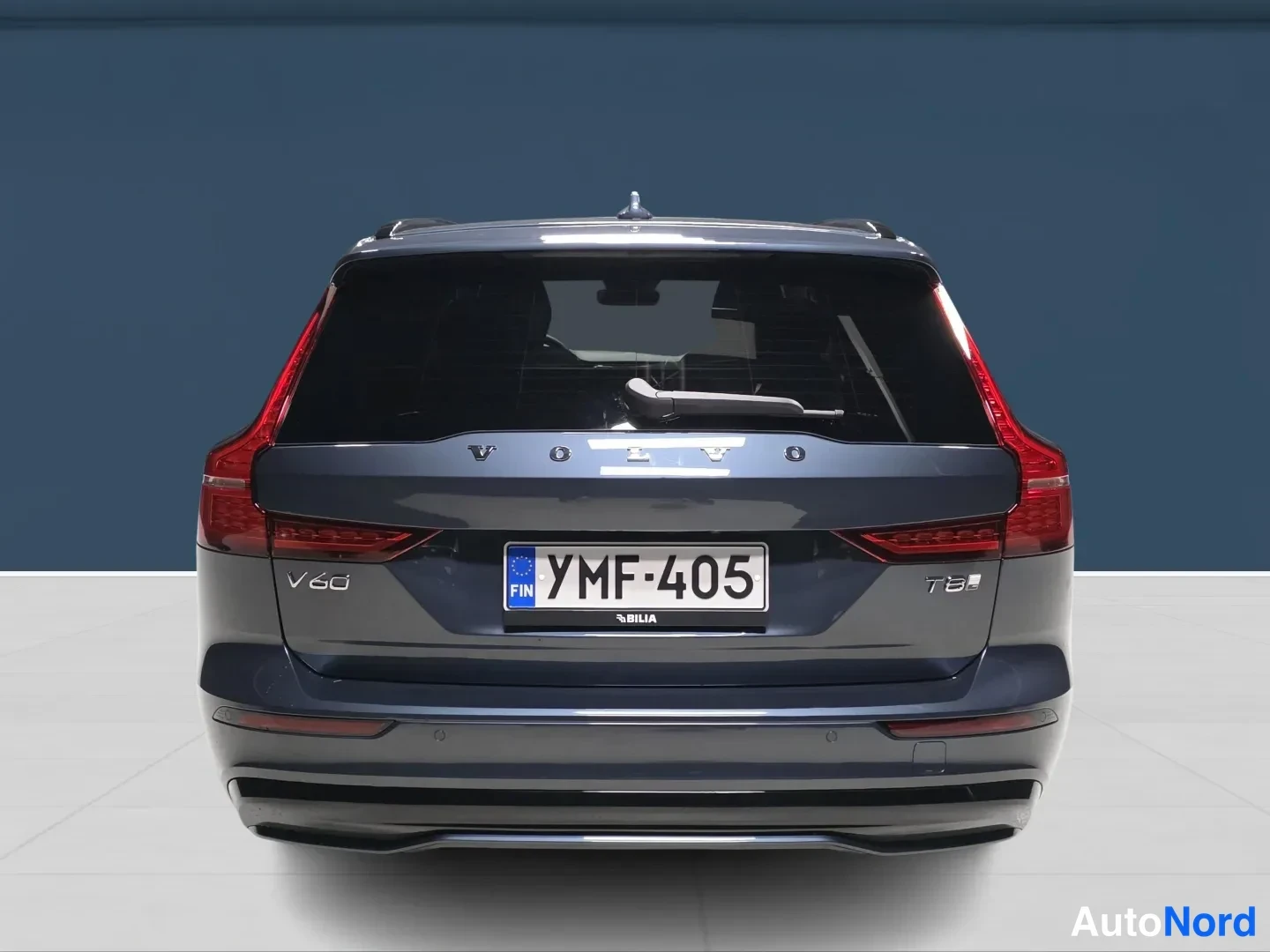 Blue Volvo V60 2026, rear, photo 6