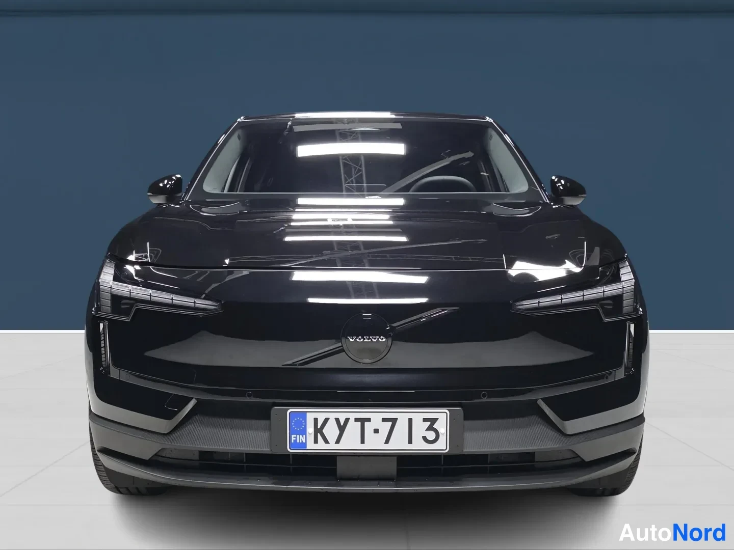 Black Volvo EX30 2027, front, photo 3