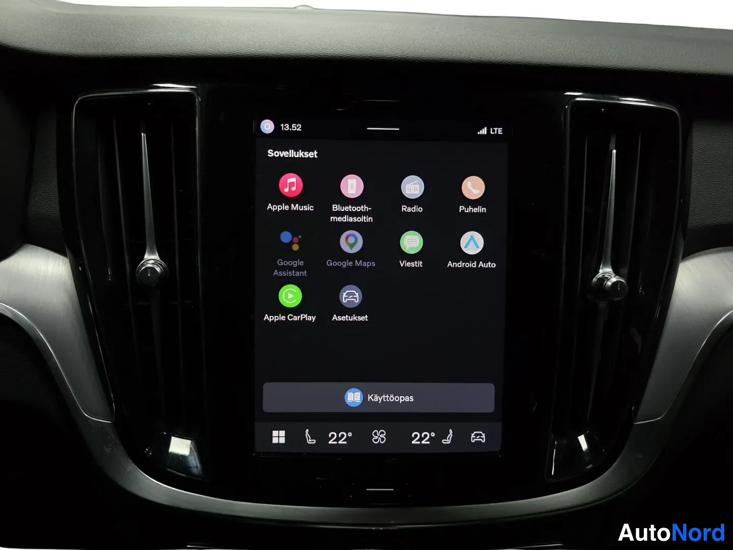 Black Volvo V60 2024, photo 11