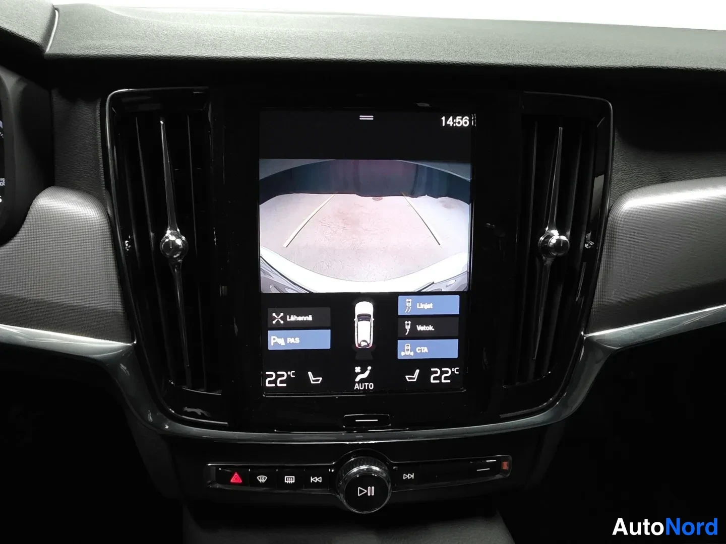 White Volvo V90 2021, photo 12
