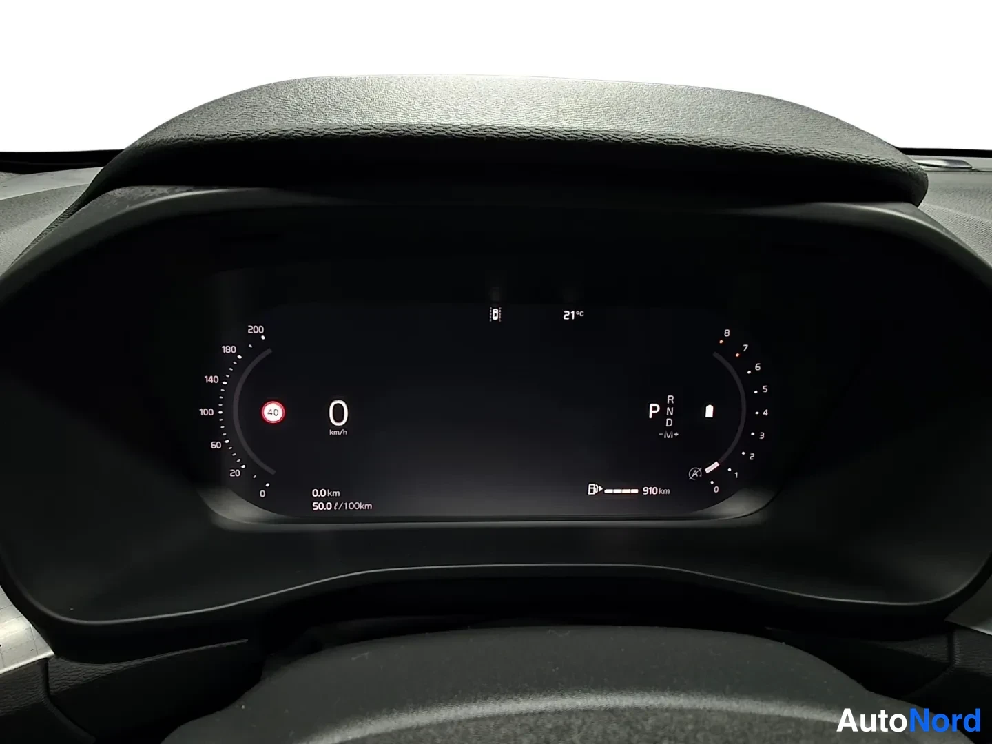 Grey Volvo XC40 2025, photo 9