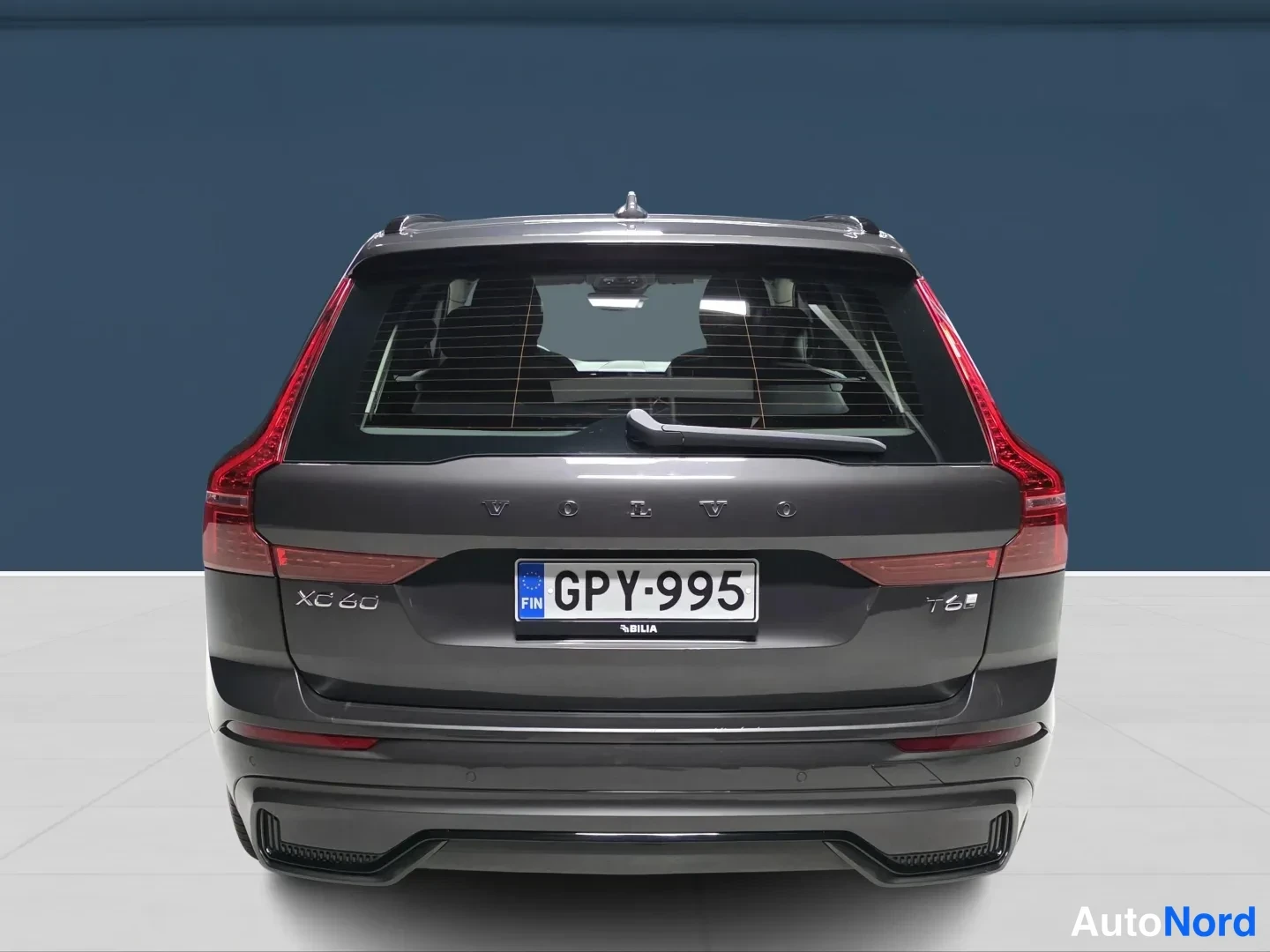 Harmaa Volvo XC60 2025, takaa, kuva 10