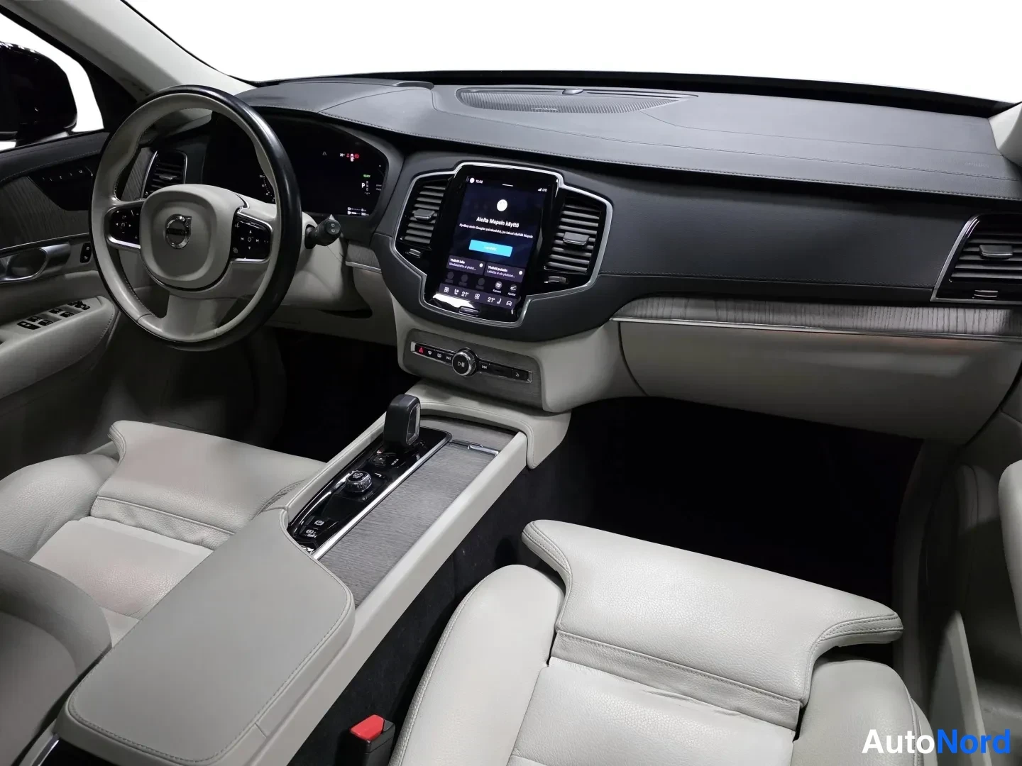 Blå Volvo XC90 2024, bild 18