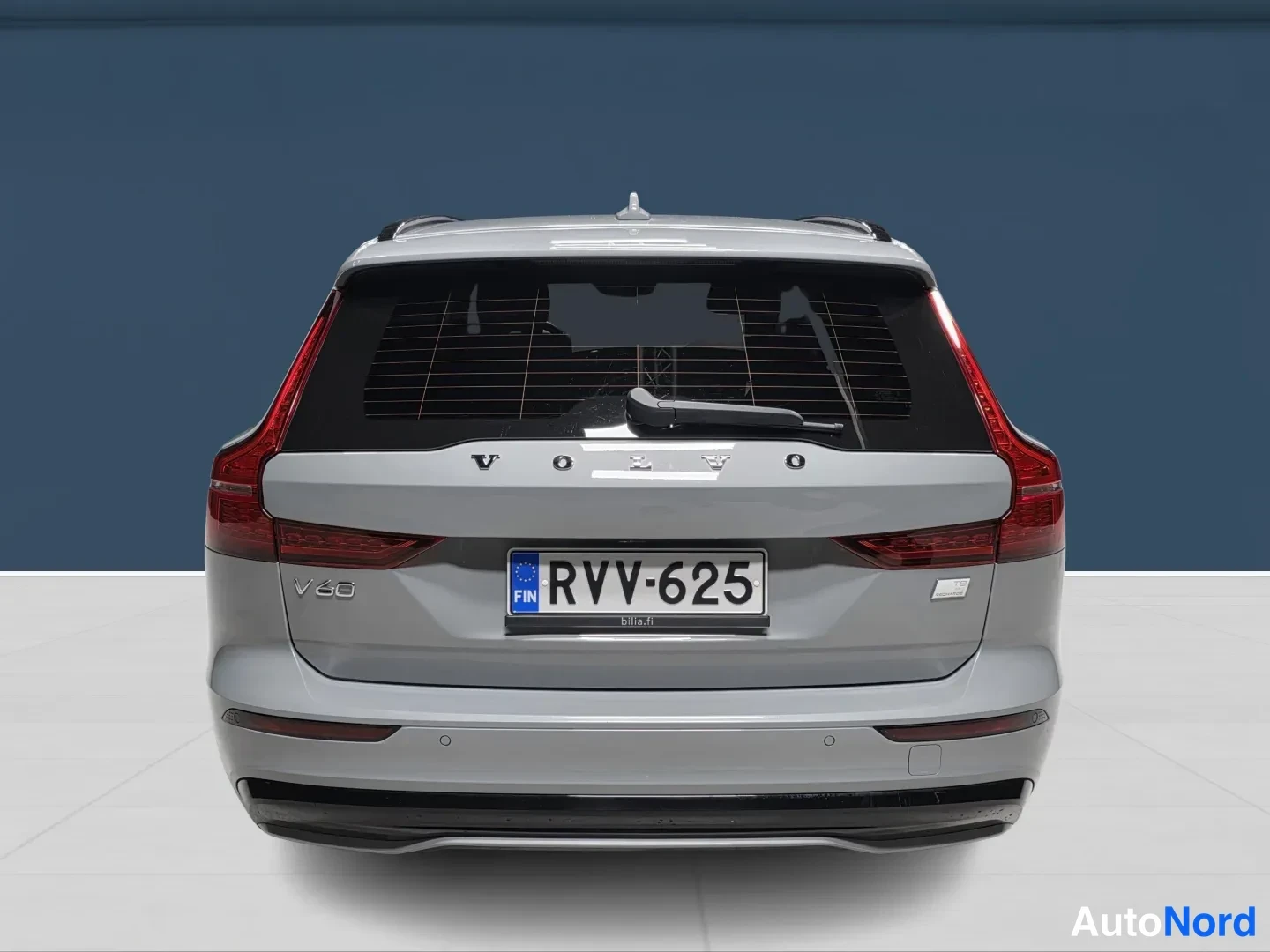Grey Volvo V60 2024, rear, photo 6