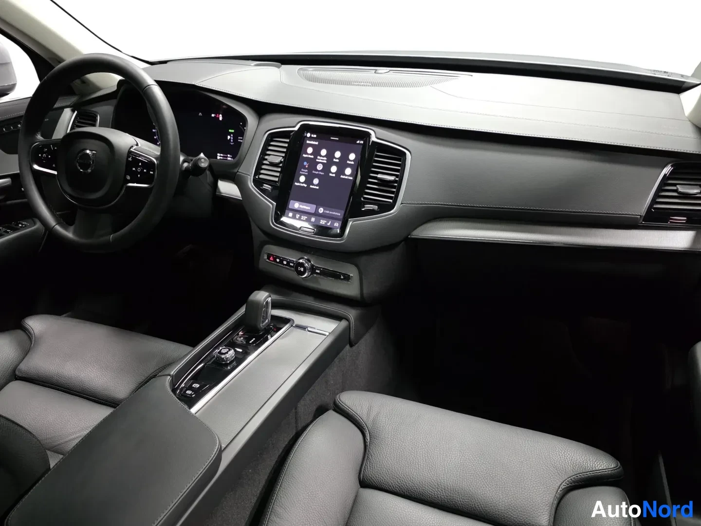 Grå Volvo XC90 2024, bild 18
