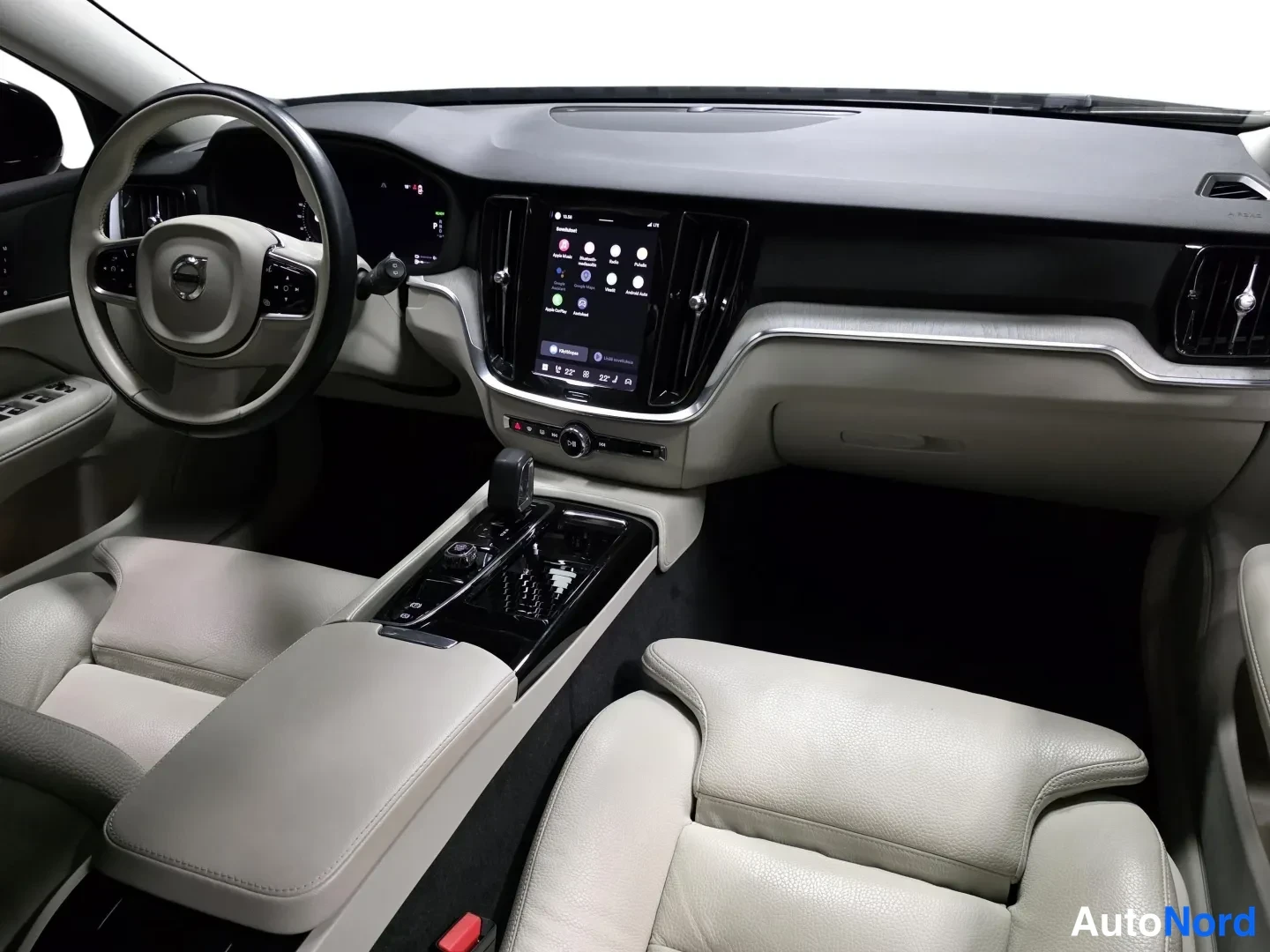 Black Volvo V60 2023, photo 16