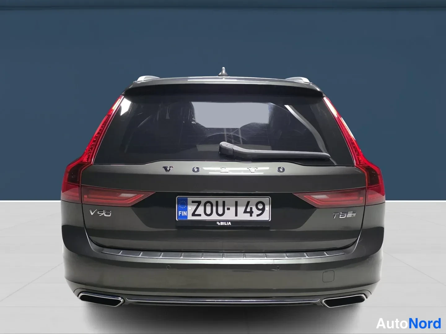 Grey Volvo V90 2020, rear, photo 6
