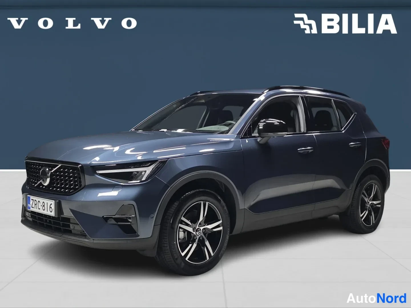 Volvo XC40 B3 MHEV Plus 2026