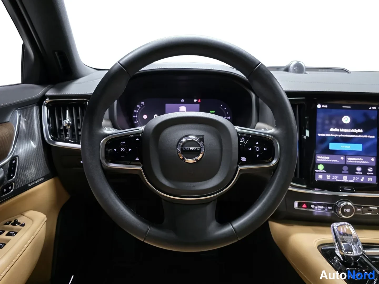 Grey Volvo V90 2024, photo 11