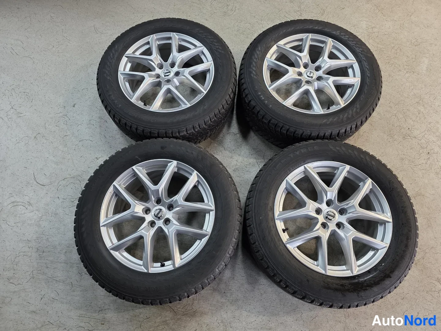 Grey Volvo XC60 2020, photo 8