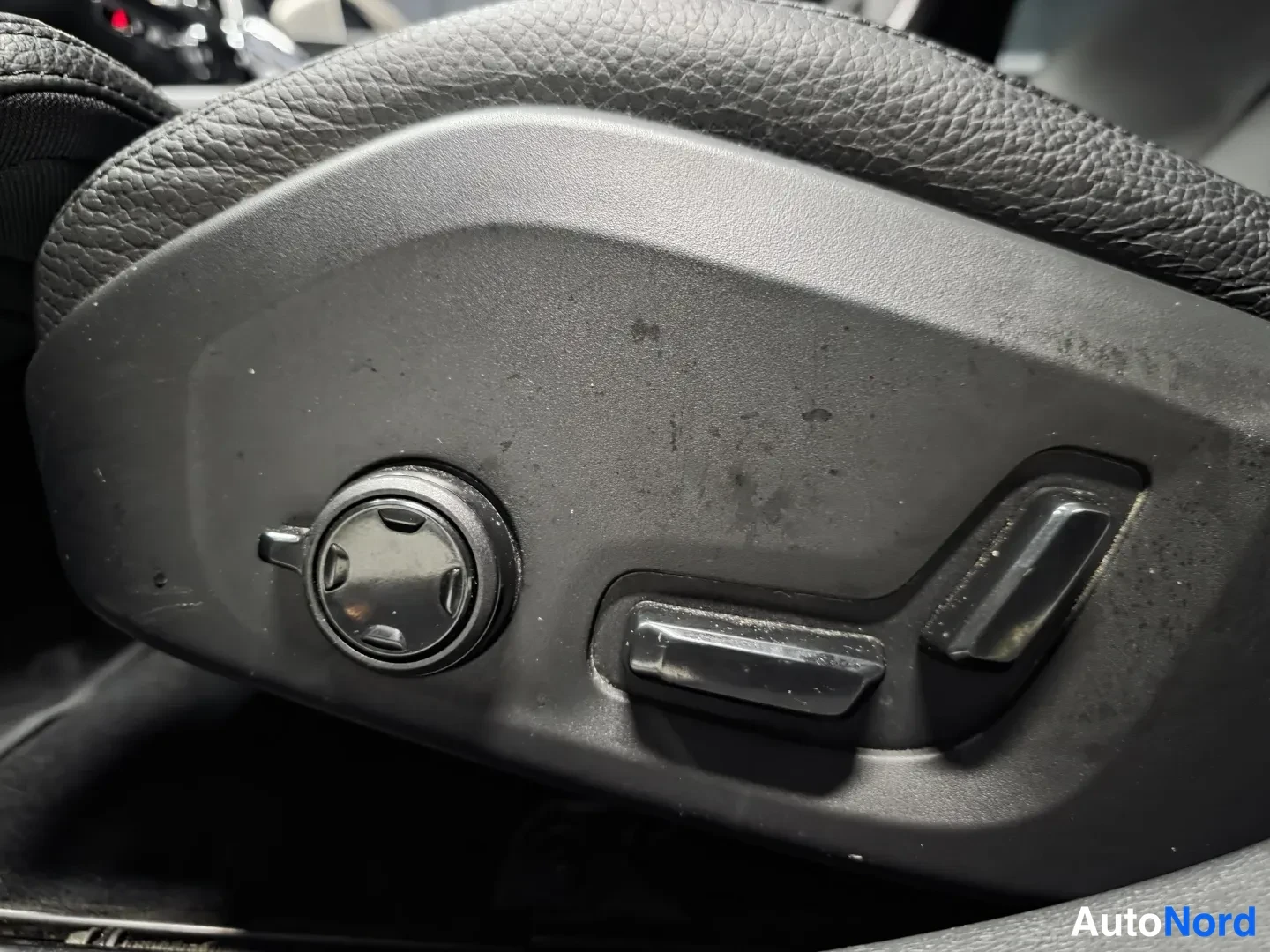 Grey Volvo V60 2022, photo 16
