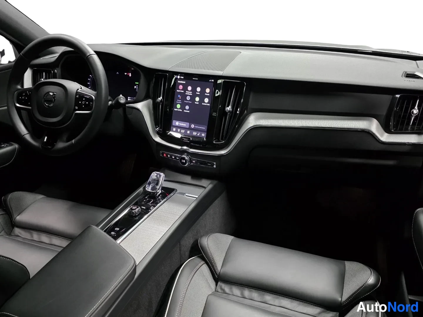 Hopea Volvo XC60 2024, kuva 16