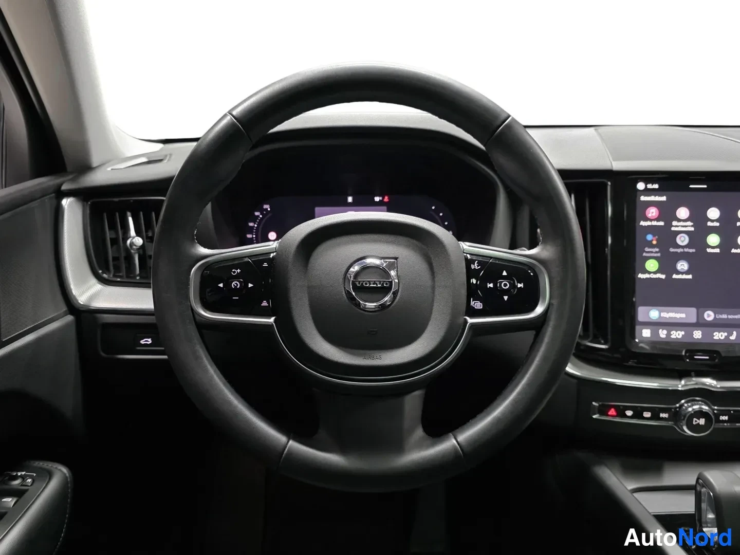 Beige Volvo XC60 2025, yksityiskohta, kuva 9