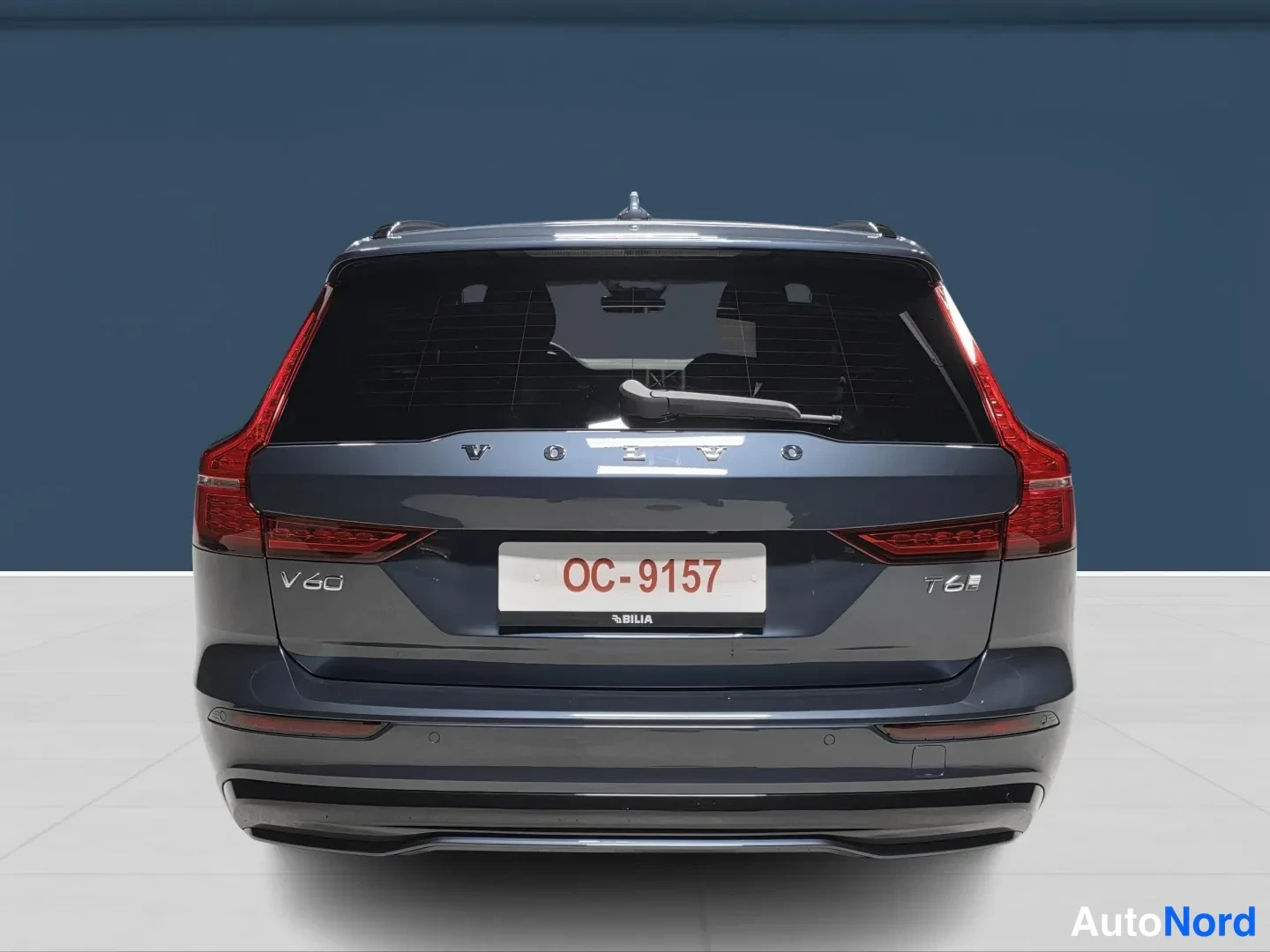 Sininen Volvo V60 2026, takaa, kuva 6