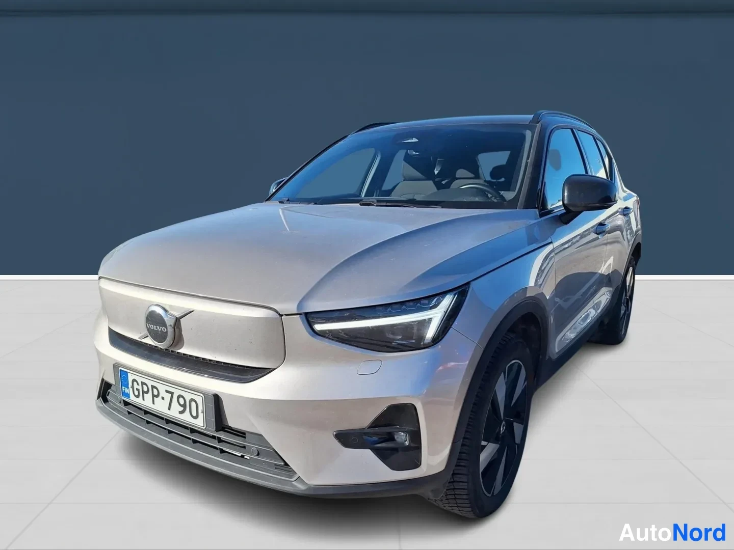 Volvo XC40 Recharge Twin Plus 2024