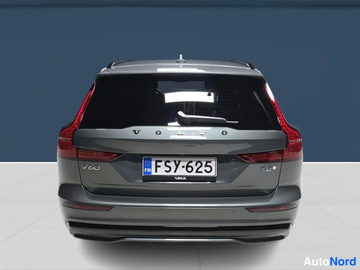 Vihreä Volvo V60 2026, takaa, kuva 6