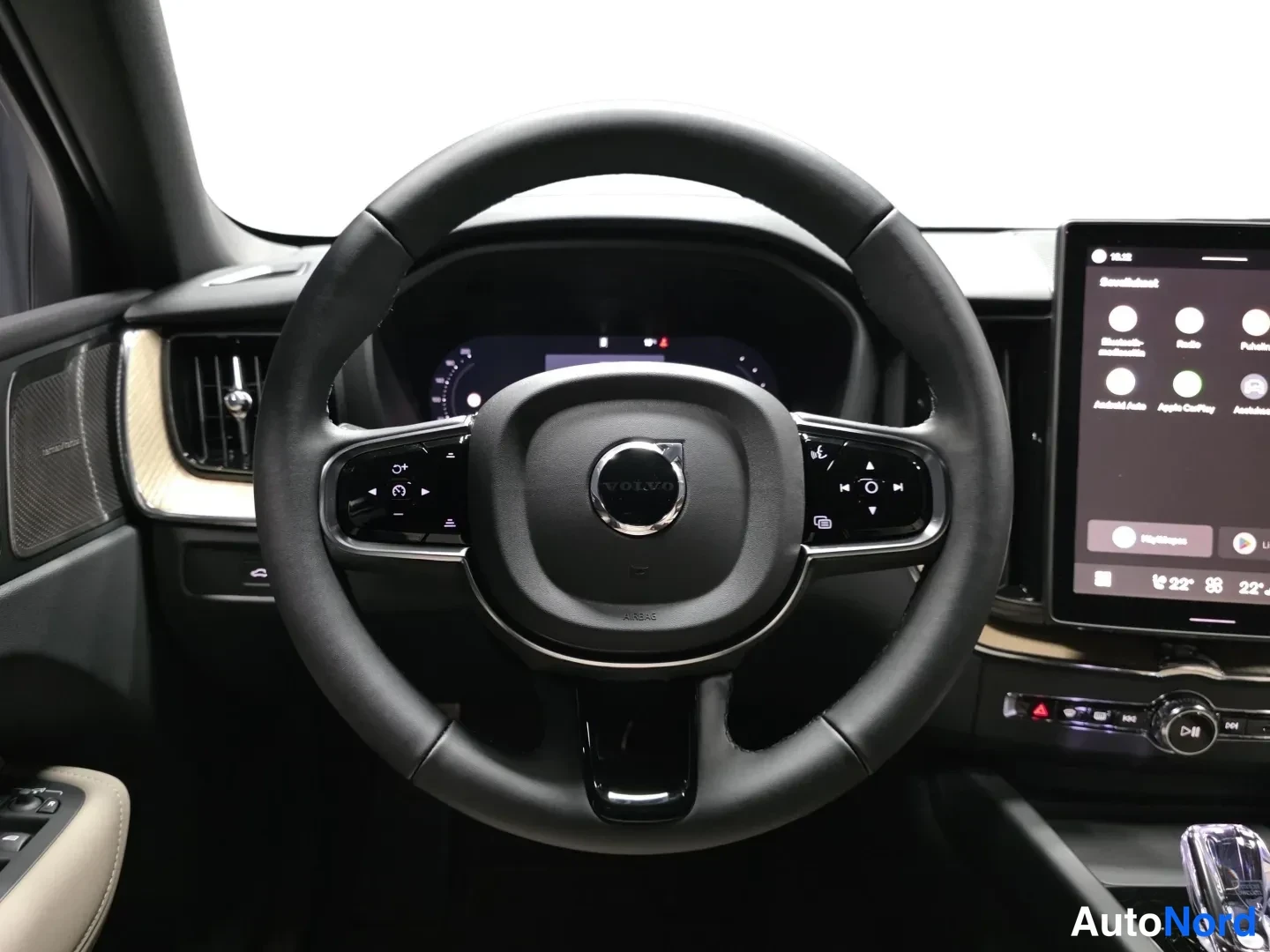 Sininen Volvo XC60 2027, kuva 11