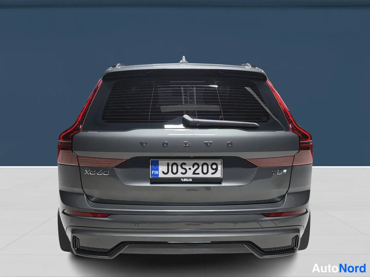 Vihreä Volvo XC60 2027, takaa, kuva 6