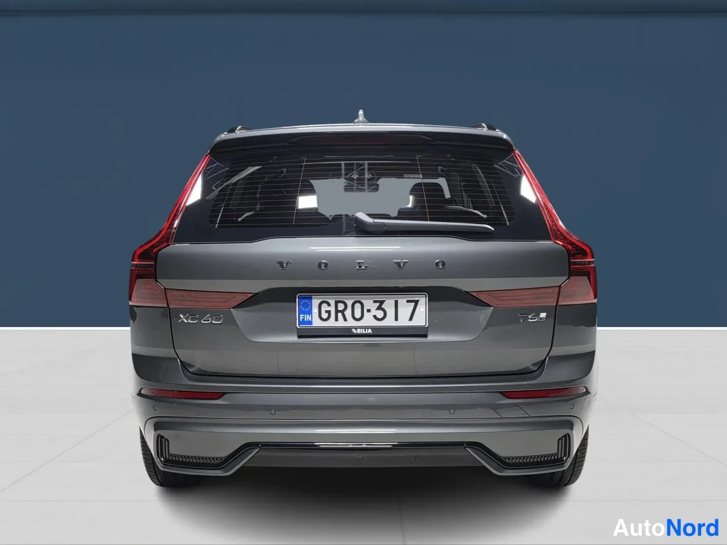 Grön Volvo XC60 2026, bakifrån, bild 6