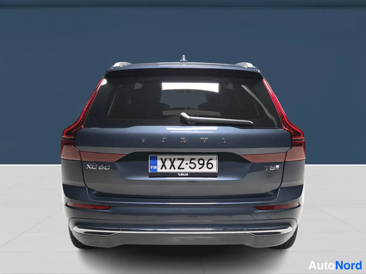 Sininen Volvo XC60 2026, takaa, kuva 6