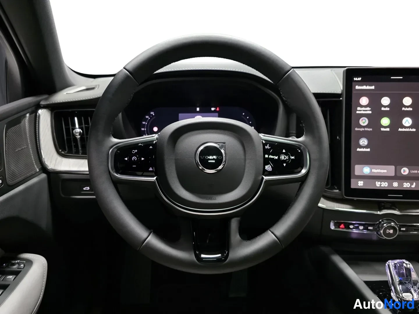 Grön Volvo XC60 2027, bild 12