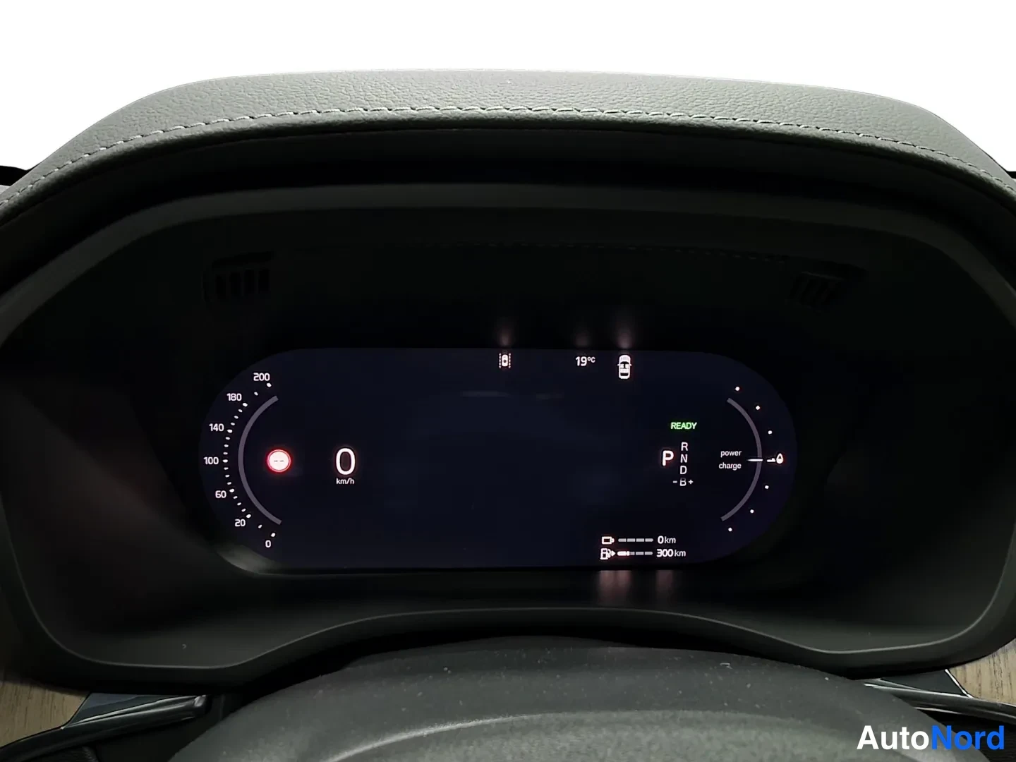 Grön Volvo XC60 2027, bild 9