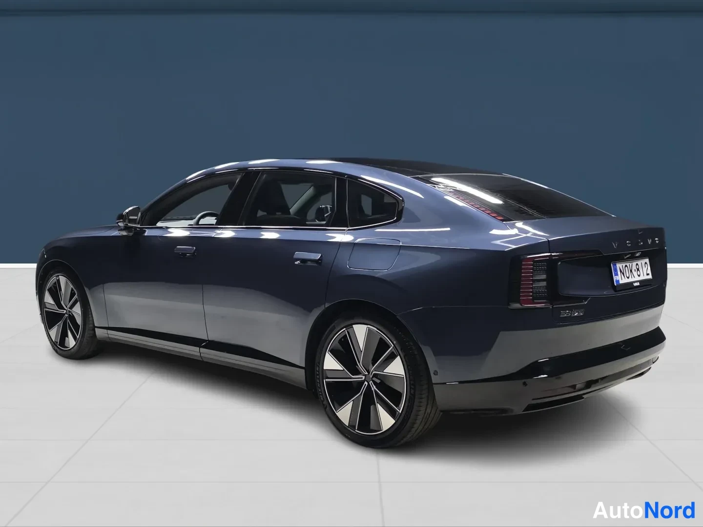 Sininen Volvo ES90 2026, takaviisto, kuva 5