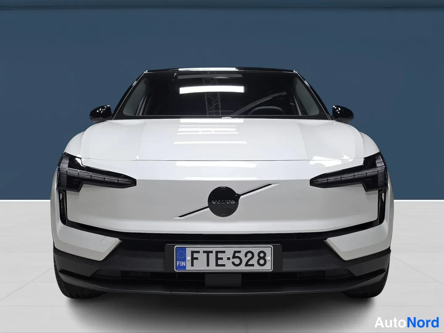 White Volvo EX30 2027, front, photo 3