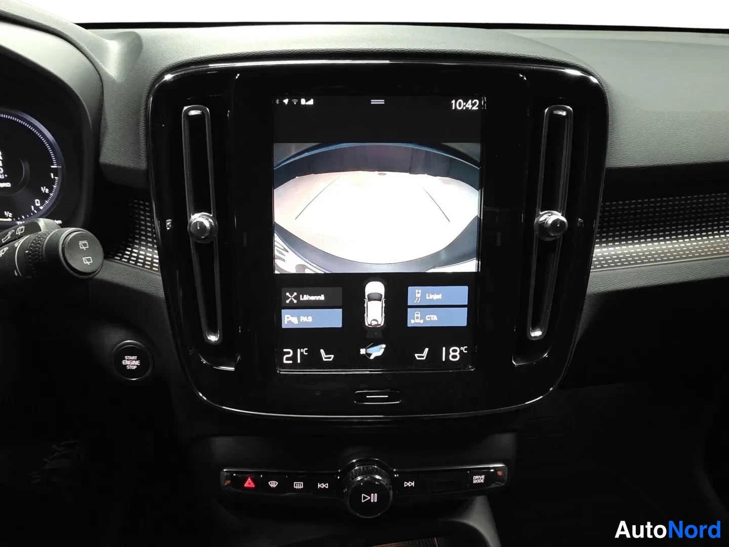 Blue Volvo XC40 2021, photo 14