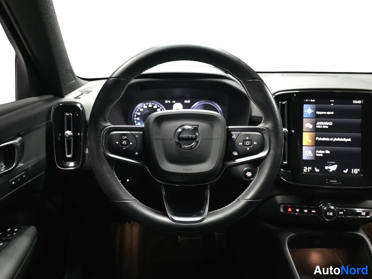 Blue Volvo XC40 2021, photo 10