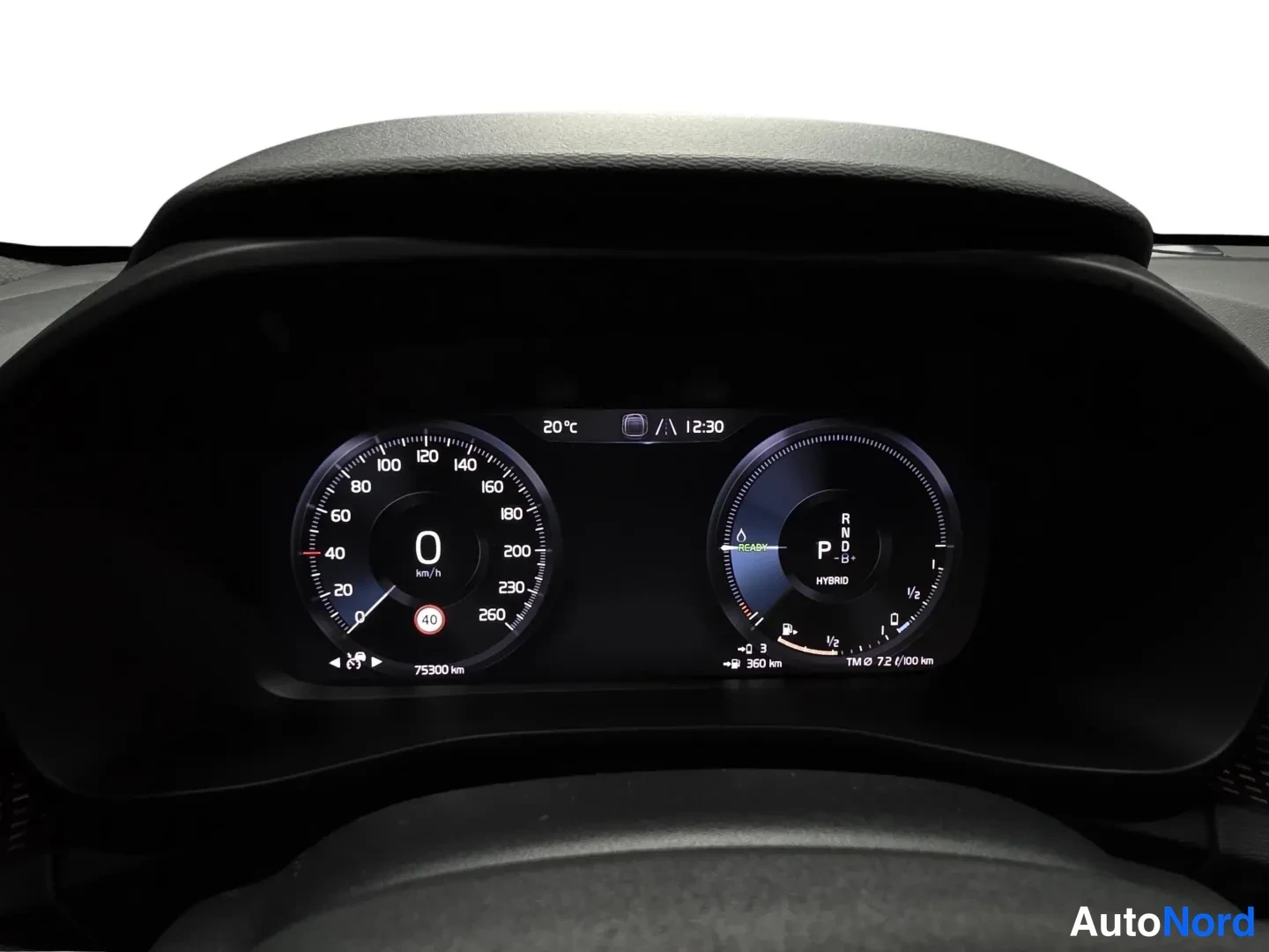 Blue Volvo XC40 2022, photo 8
