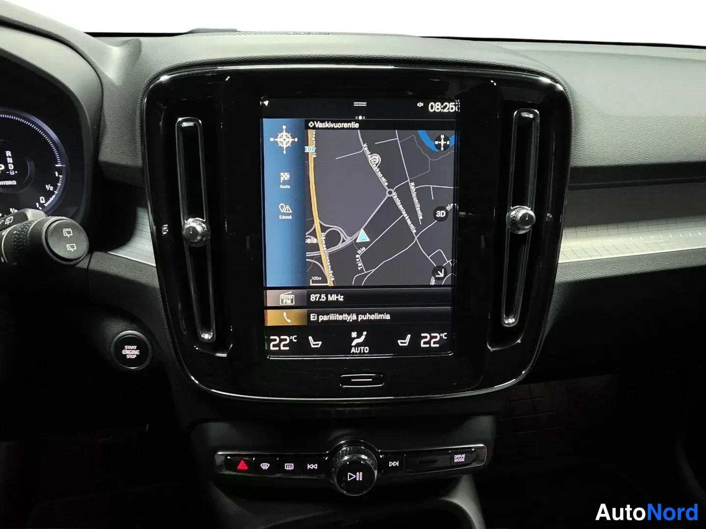Black Volvo XC40 2021, photo 12