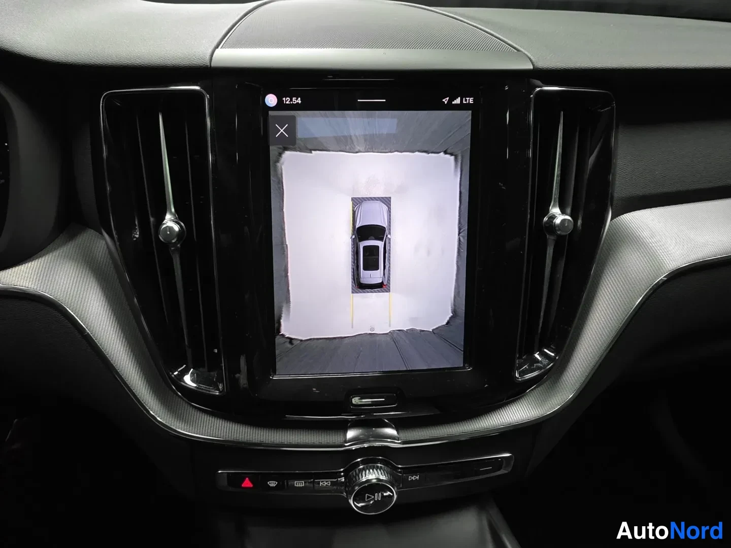 Black Volvo XC60 2023, photo 14