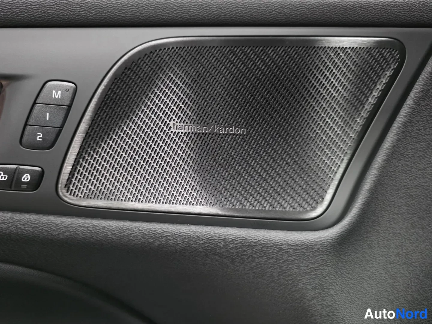 Svart Volvo V60 2027, bild 15