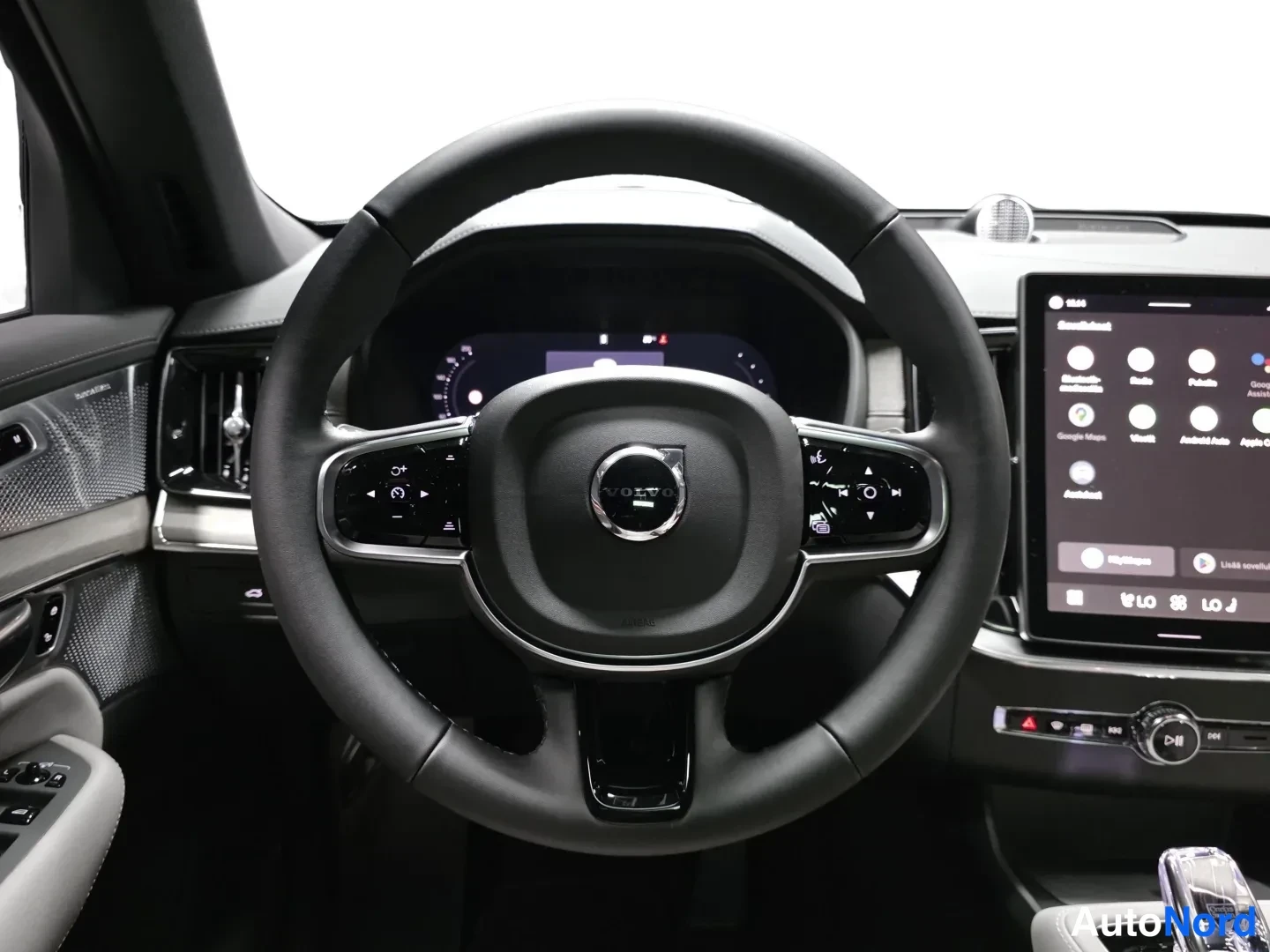 Vihreä Volvo XC90 2027, kuva 9