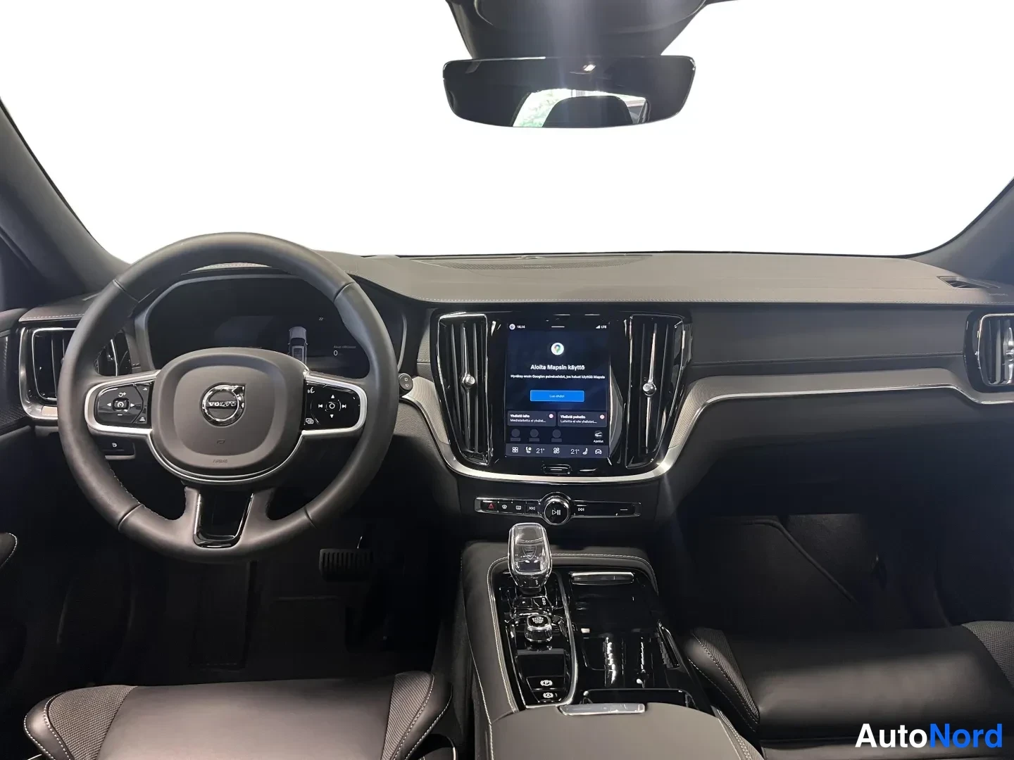 Harmaa Volvo V60 2026, yksityiskohta, kuva 9