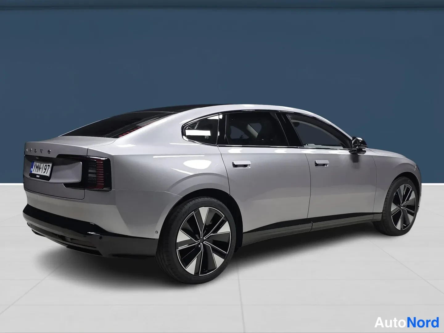 Harmaa Volvo ES90 2026, takaviisto, kuva 4