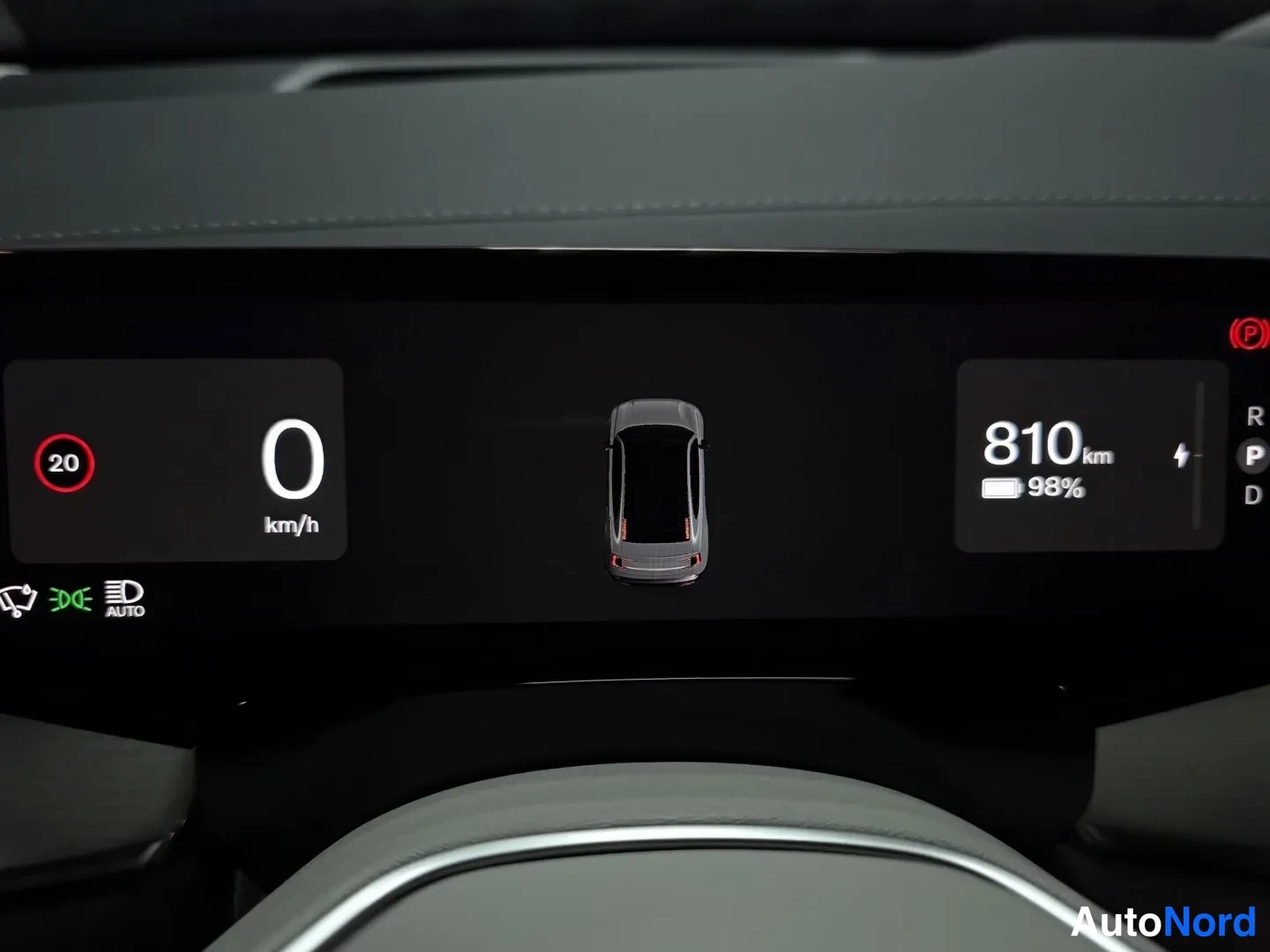 Punainen Volvo ES90 2026, kuva 9