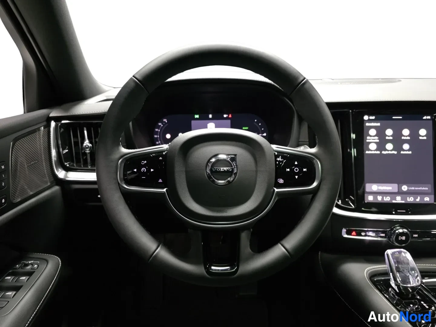 Svart Volvo V60 2026, bild 11