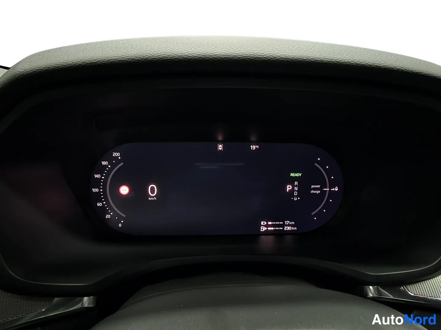 Black Volvo V60 2026, photo 8
