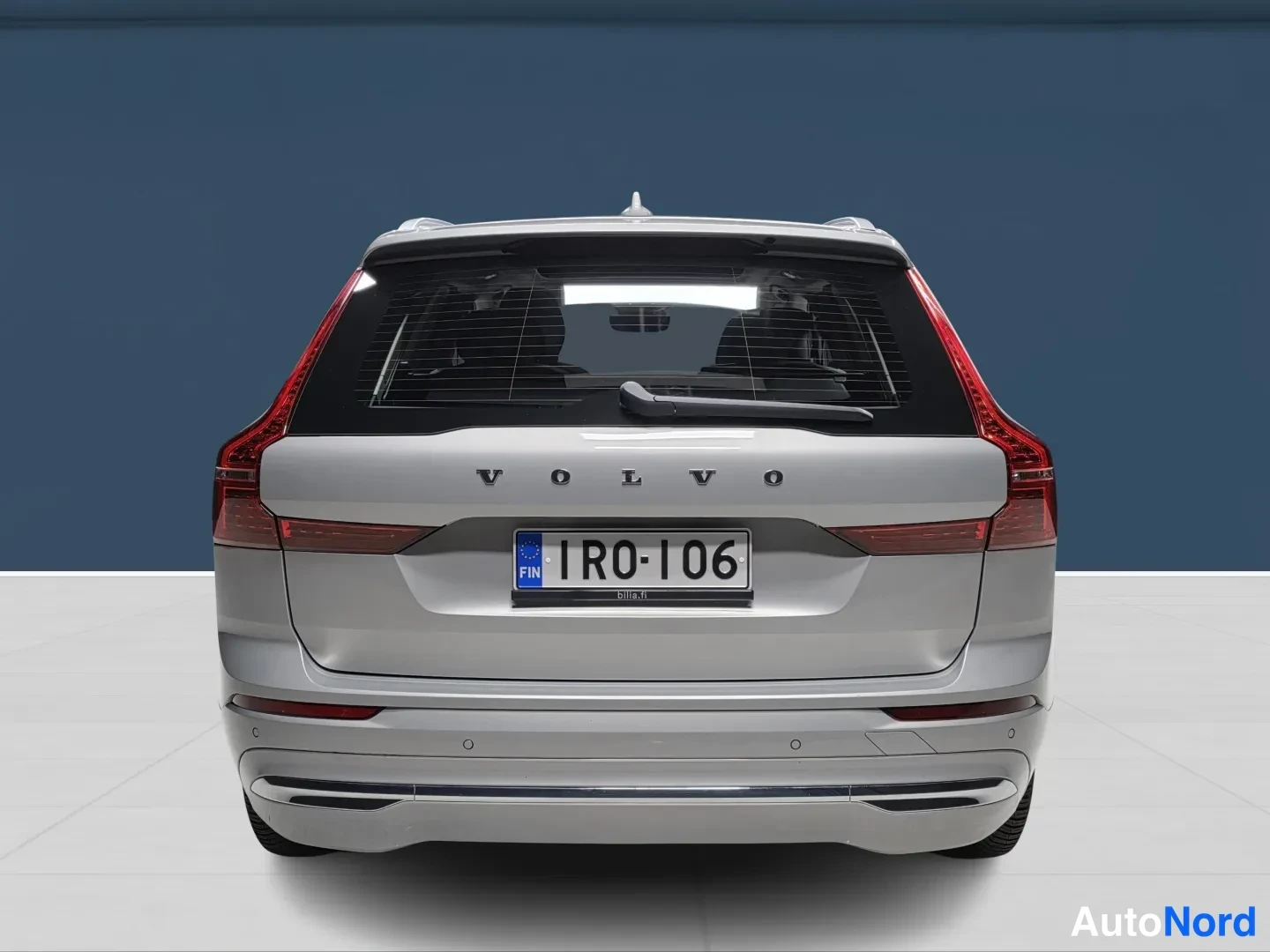 Hopea Volvo XC60 2024, takaa, kuva 7