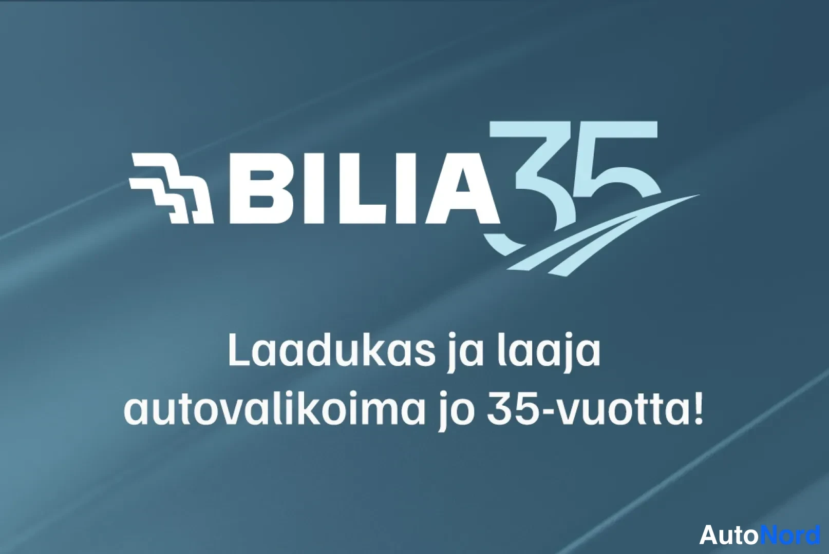 Ruskea Volvo XC60 2026, kuva 6