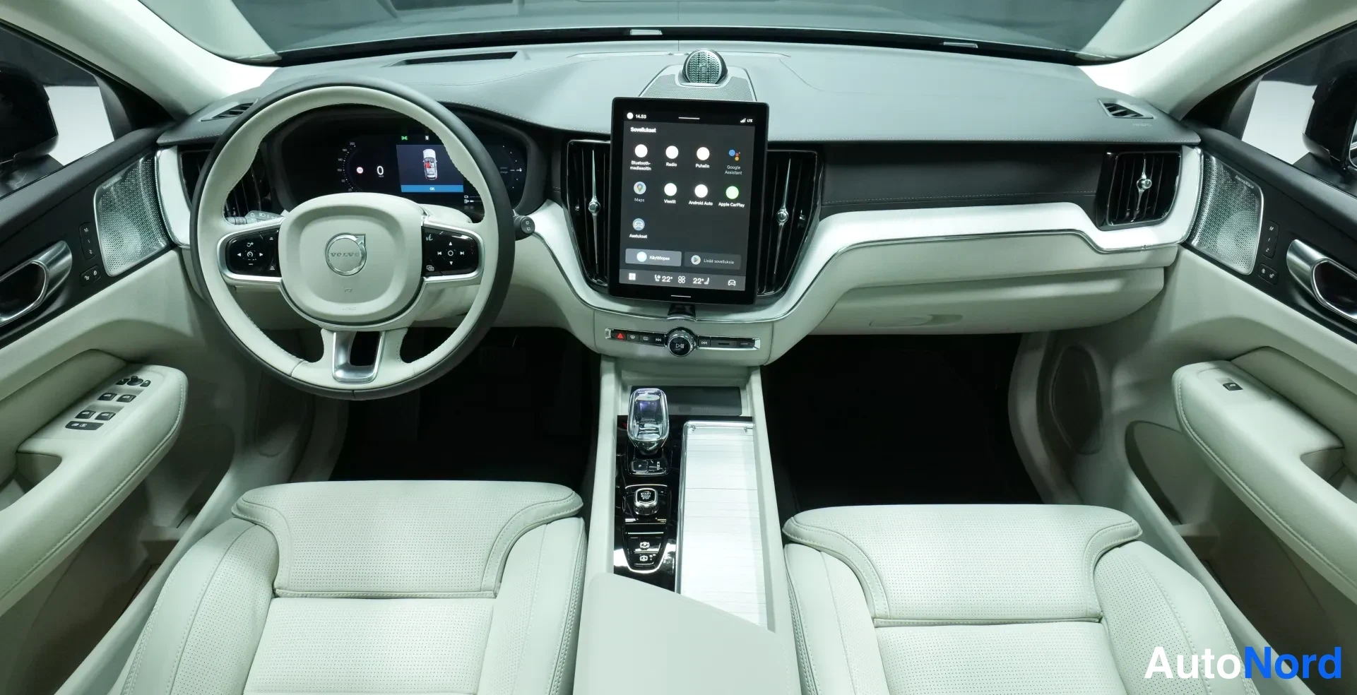 Vihreä Volvo XC60 2026, kuva 14